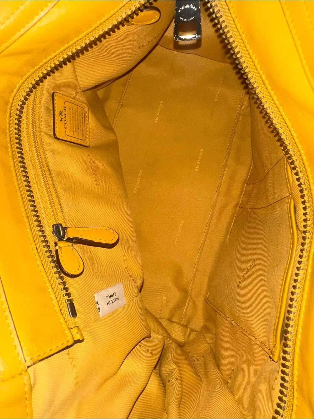 16 Authentic Coach Bags & Wallets Reseller Lot | Leather,Signature,Modern Styles